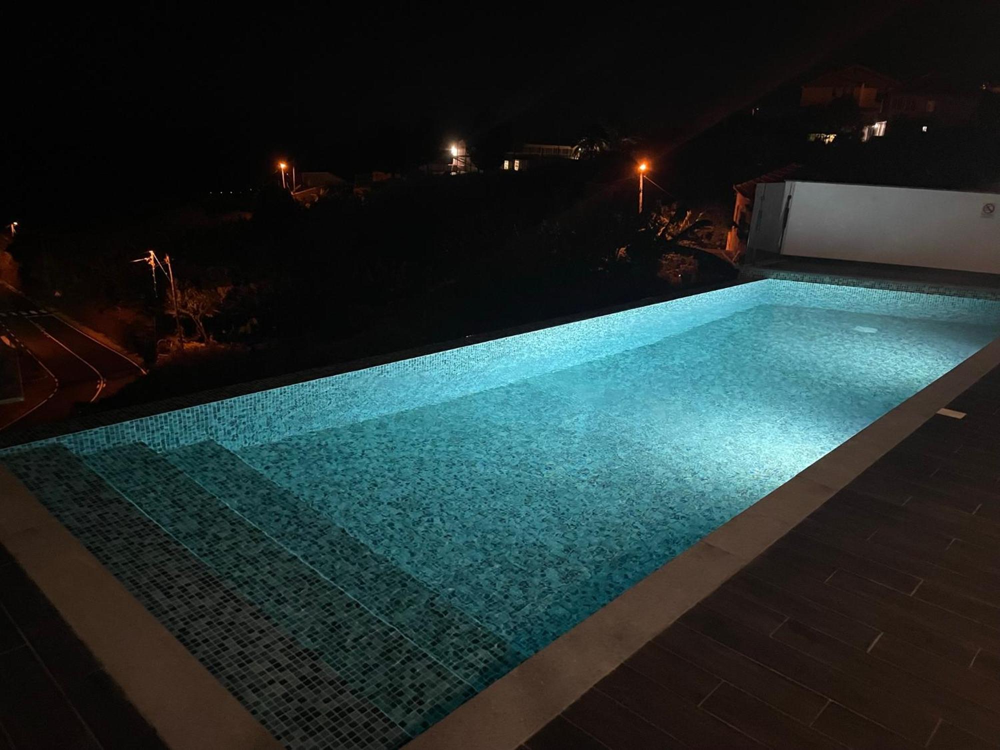 Villa Sea View Arco da Calheta  Exteriör bild